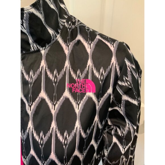 The North Face Black & White Wavy Print Zip-Up Windbreaker, Size Small - Picture 2 of 7